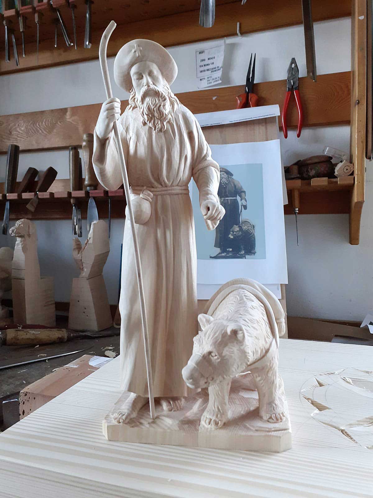 Scultura in legno San Romedio