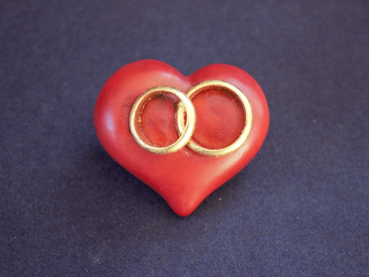 Cuore in legno fedi