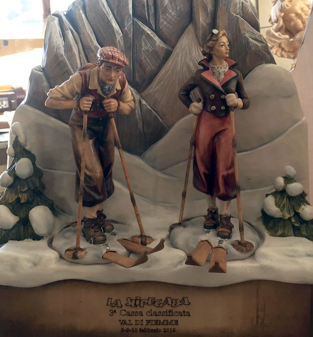 Trofeo scolpito in legno